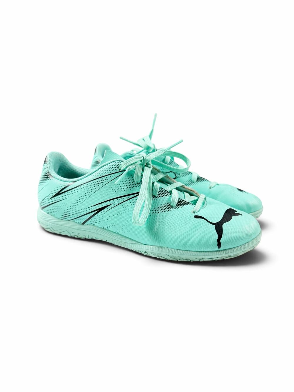 Puma Attacanto IT Jr Indoor Soccer Shoes Electric Peppermint Size 5.5 kids